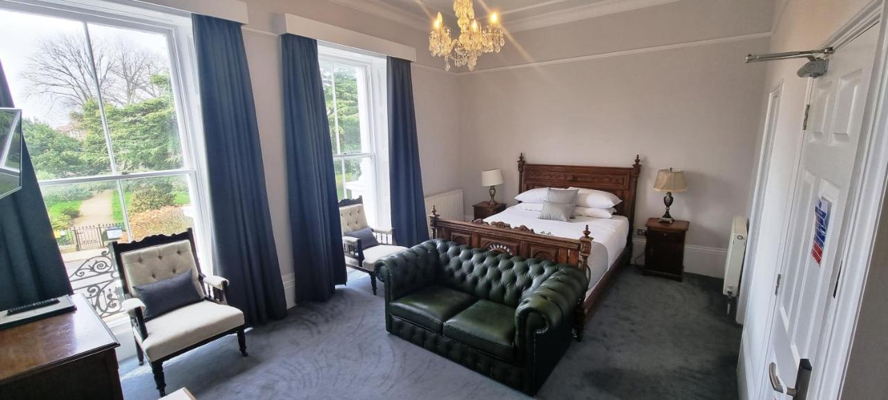 Anglesey Hotel Госпорт Экстерьер фото