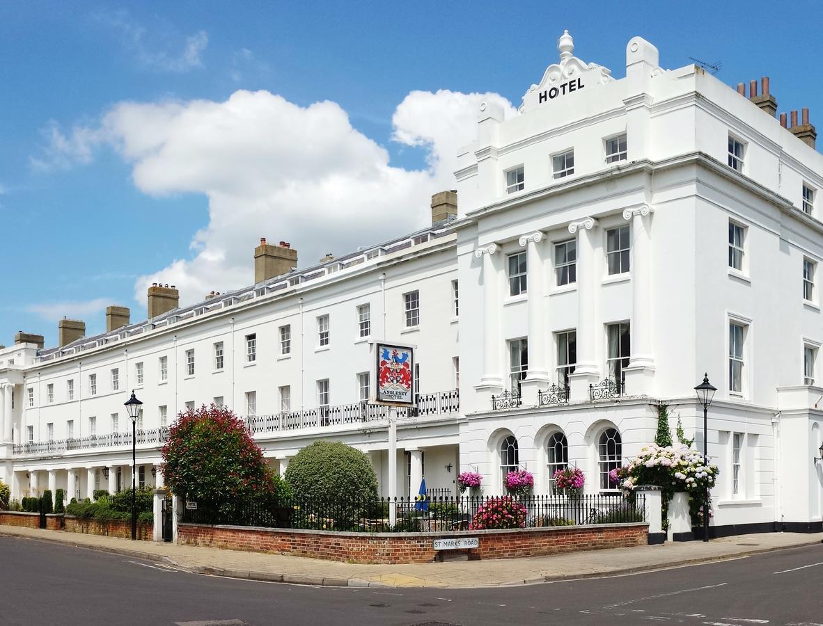 Anglesey Hotel Госпорт Экстерьер фото