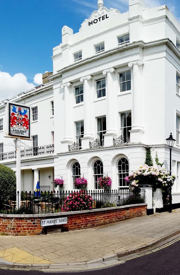 Anglesey Hotel Госпорт Экстерьер фото