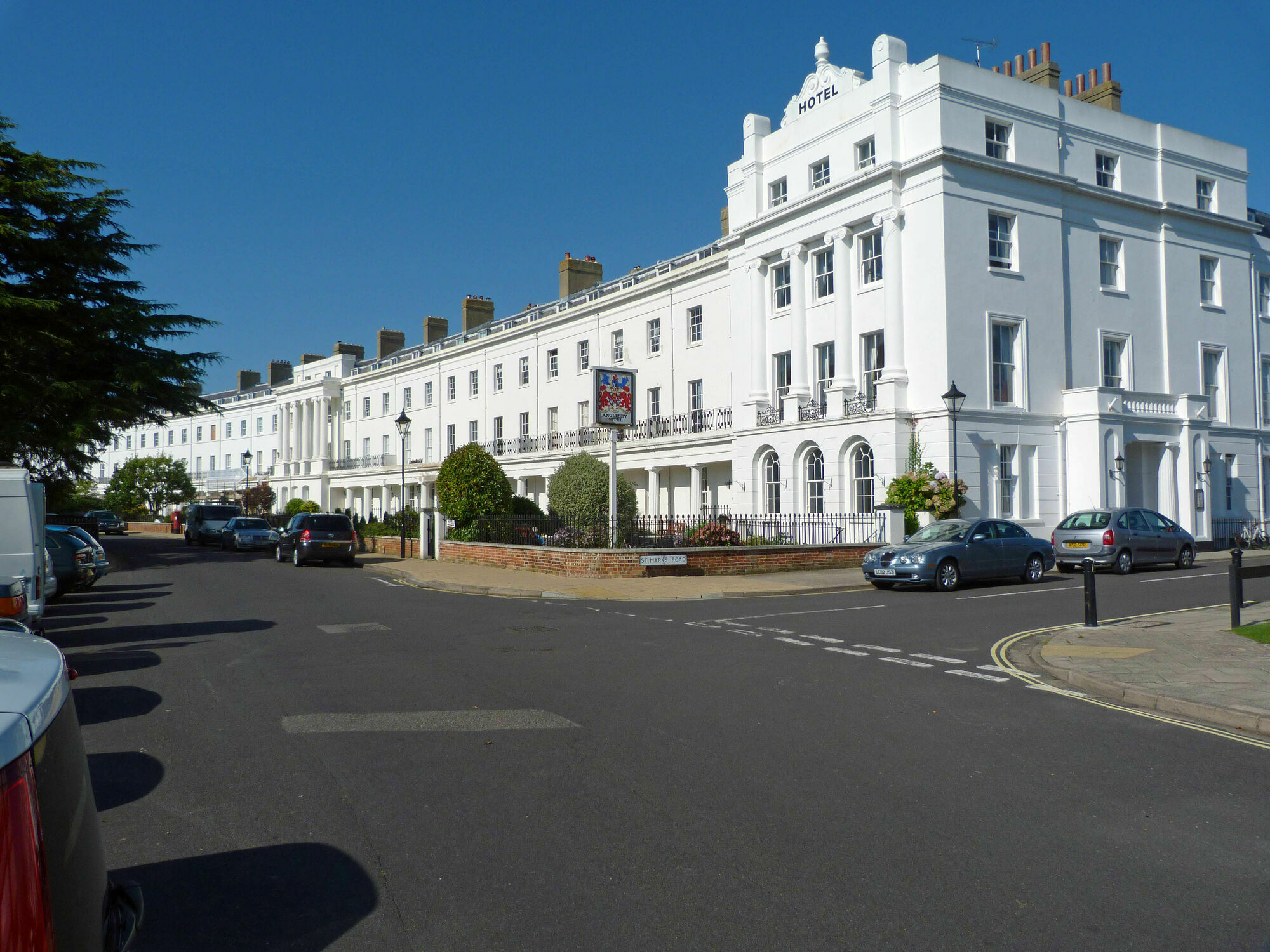 Anglesey Hotel Госпорт Экстерьер фото