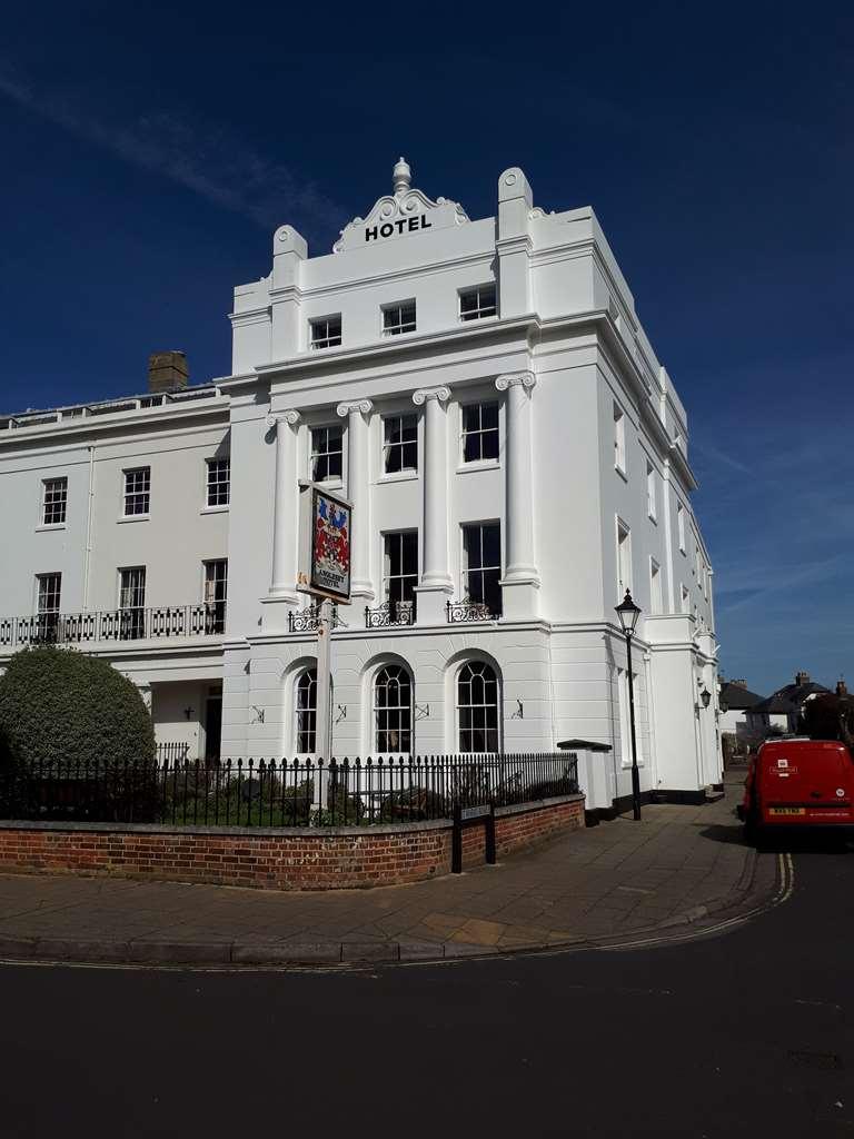 Anglesey Hotel Госпорт Экстерьер фото